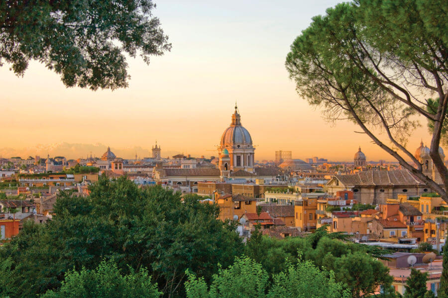 Best photo stops in Rome by Vespa - scenic viewpoints and backgrounds