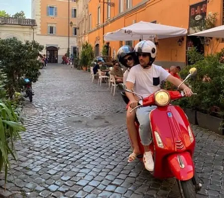 noleggio vespa roma